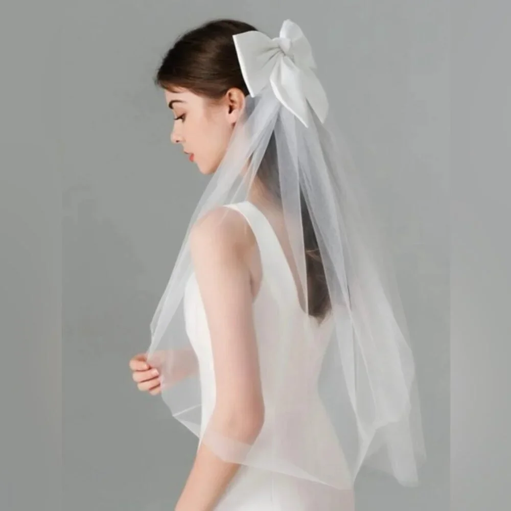 White Bow Veil With Attached Clip 🔥🔥💕💕 New - Picture 4 of 9